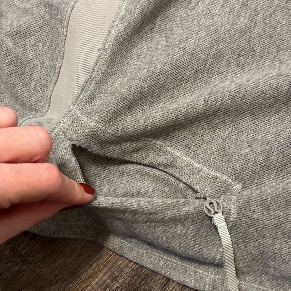 Lululemon Knit/Mesh Infinity Scarf - Picture 4 of 4